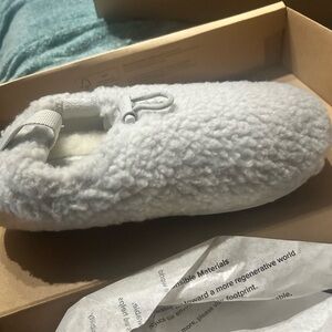 UGG Women's White Fleece Slipper